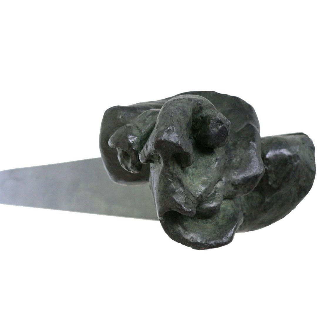 Le bruit - Escultura / Sculpture. Medium: Bronze 1/8, Year: 2005. — Estela Currao.