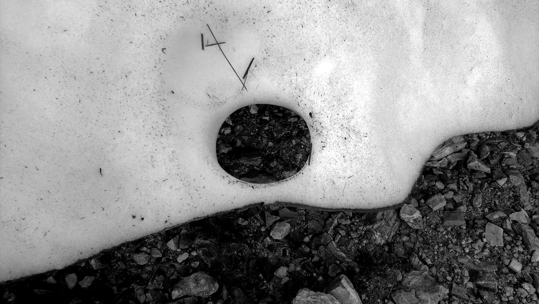 El ojo del tiempo - Fotografía / Photographie. Medium: Digital BNW photography, Year: 2008. — Estela Currao.