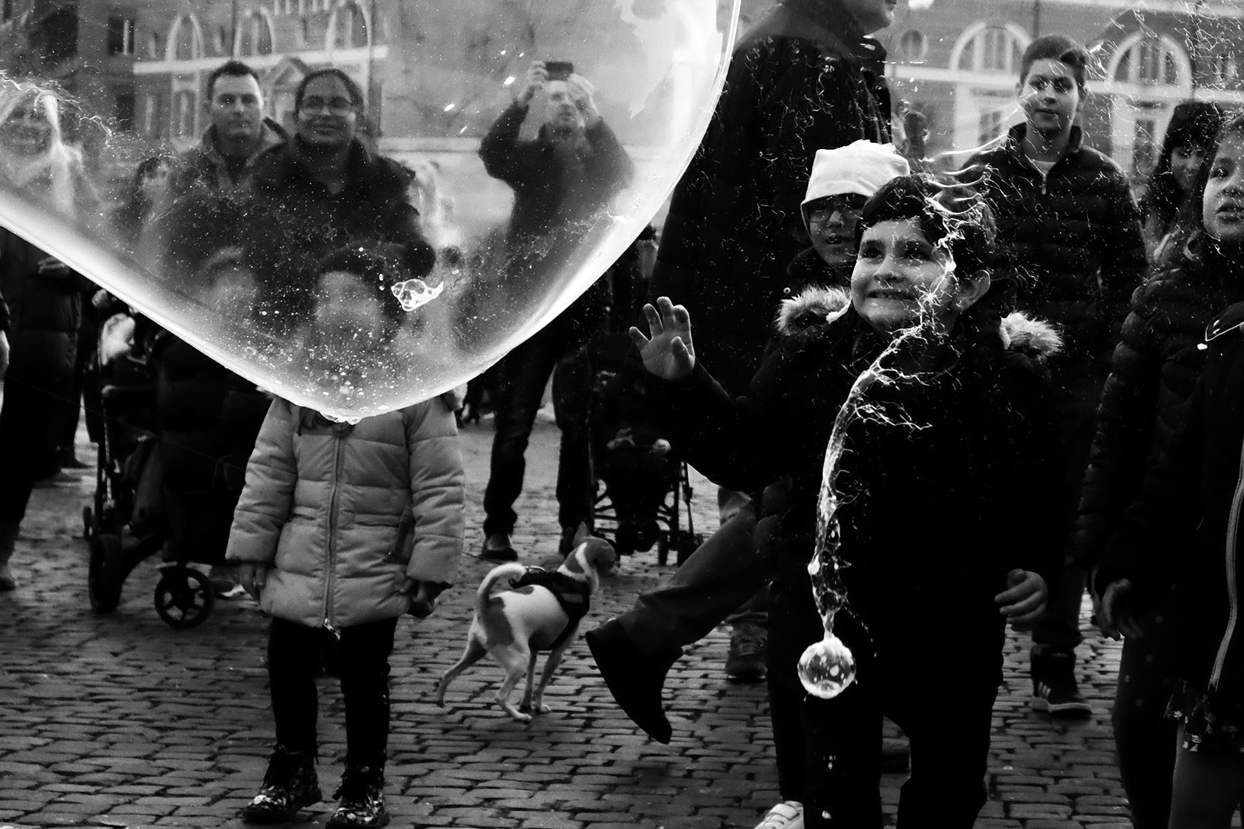 Simultanéités - Fotografía / Photographie. Medium: Digital BNW photography, Year: 2020. — Estela Currao.