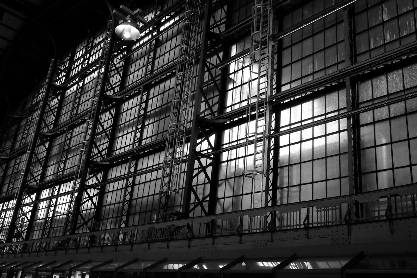 Structure de l'infini - Fotografía / Photographie. Medium: Digital BNW photography, Year: 2019. — Estela Currao.